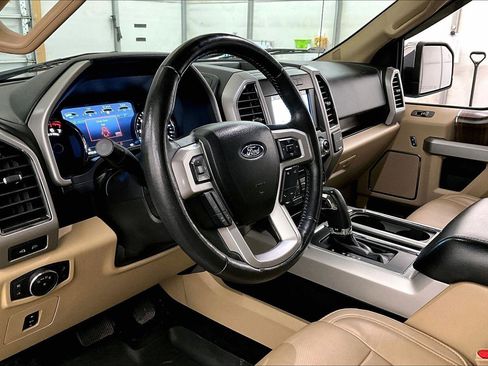 Used 2017 Ford F150 Lariat w/ Equipment Group 502A Luxury image 13