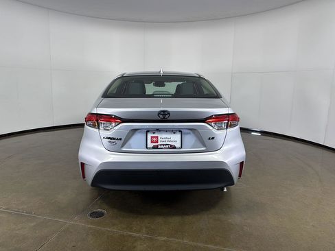 Used 2024 Toyota Corolla LE image 9