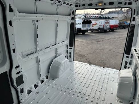 Used 2025 RAM ProMaster 2500 image 12