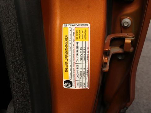 Used 2019 Chevrolet Equinox LT image 39