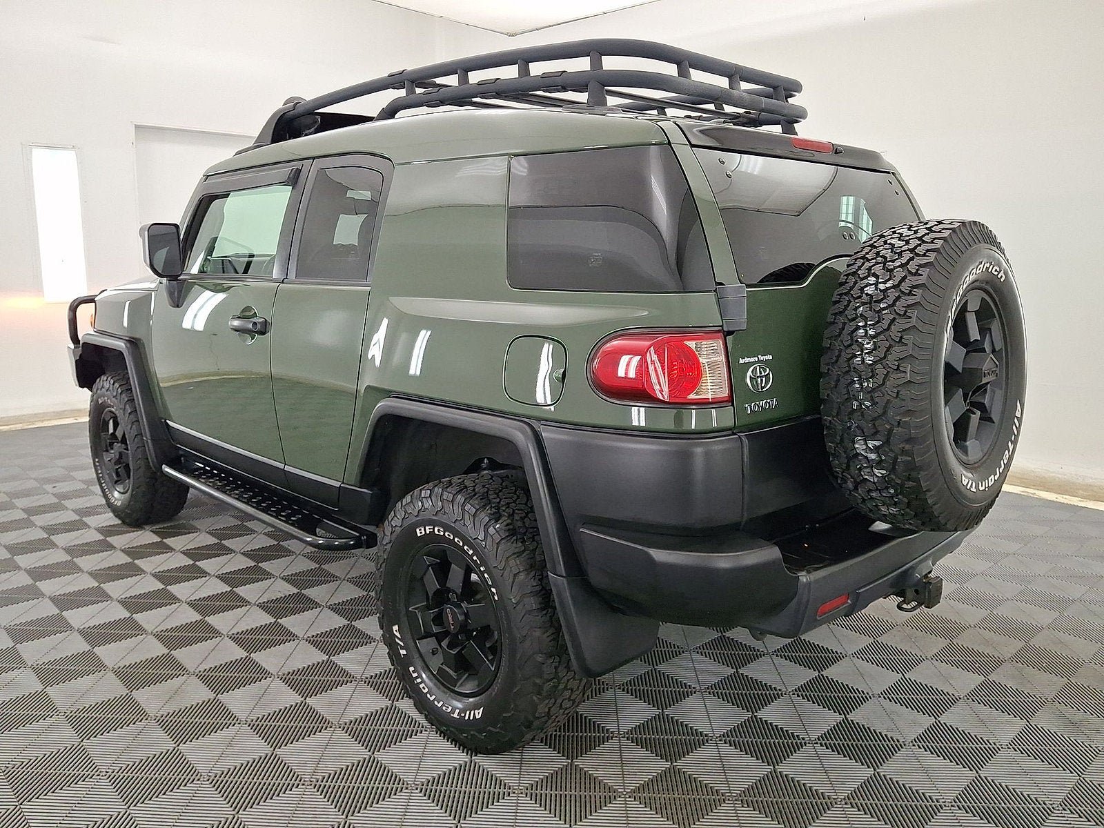 Used 2011 Toyota FJ Cruiser 4WD w/ Trail Teams Special Edition image 13