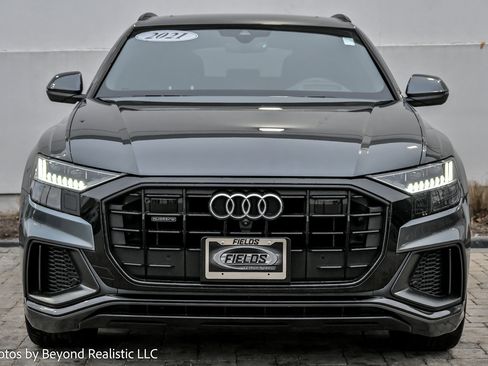 Used 2021 Audi Q8 Prestige image 2