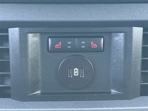 Certified 2024 Ford F250 Lariat w/ Chrome Package image 23