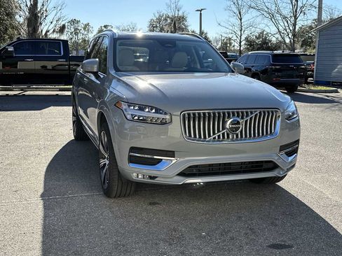 Used 2025 Volvo XC90 B6 Plus w/ Protection Package Premier image 8