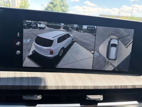 Used 2024 Kia Telluride SX w/ Towing Package AWD/4WD image 27