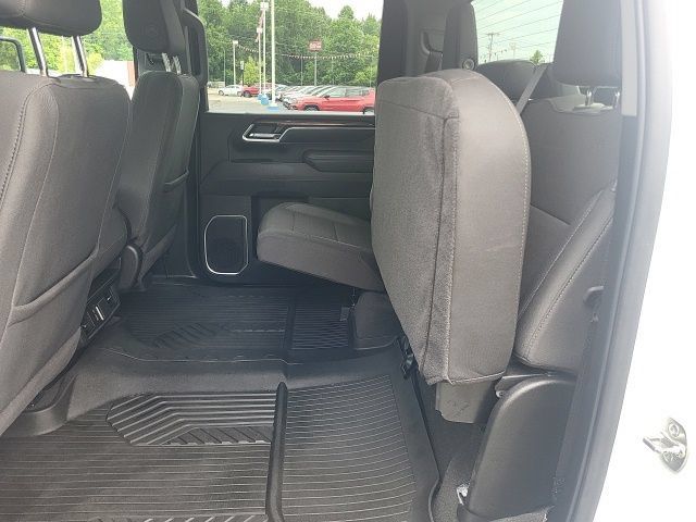 Used 2025 Chevrolet Silverado 2500 LT AWD/4WD image 21