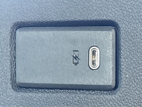 Used 2025 Chevrolet Tahoe LT w/ Comfort Package image 30