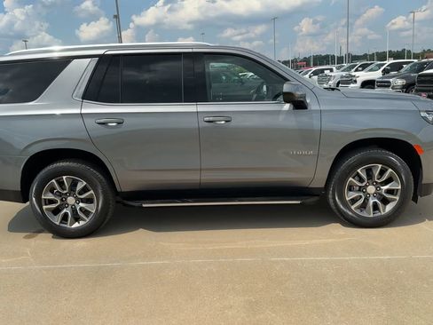 Used 2022 Chevrolet Tahoe LS w/ Driver Alert Package image 2