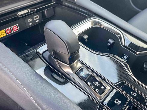 Certified 2025 Lexus RX 350 FWD w/ Technology Package image 19