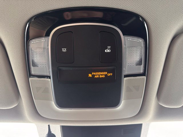 Used 2023 Hyundai Sonata SE w/ Preferred Accessory Package FWD image 13