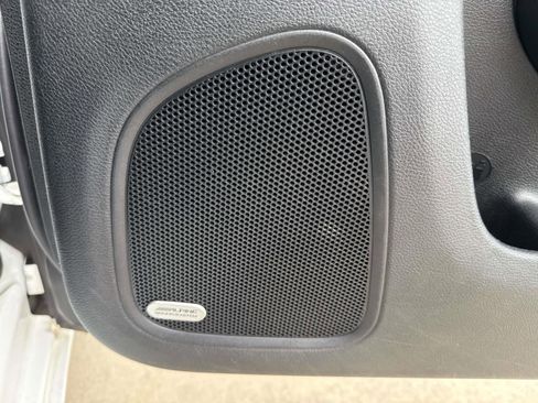 Used 2015 Chrysler 200 S w/ Navigation & Sound Group I image 15