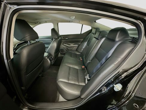 Used 2019 Nissan Altima 2.5 SL FWD image 30
