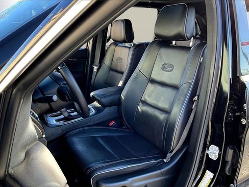 Used 2019 Jeep Grand Cherokee Overland image 21