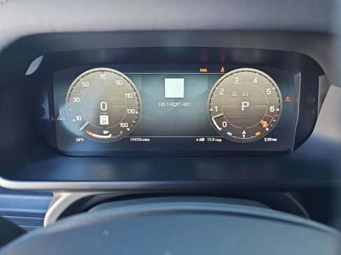 Used 2024 Land Rover Defender 110 X image 10