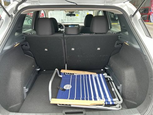 Certified 2025 Nissan Kicks SV FWD image 12