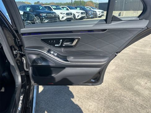 New 2026 Mercedes-Benz S 63 AMG S image 18