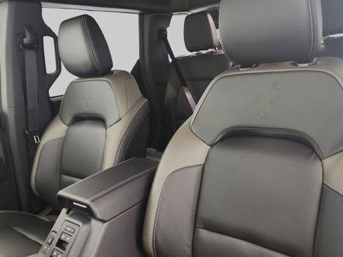 New 2025 Ford Bronco Outer Banks image 9