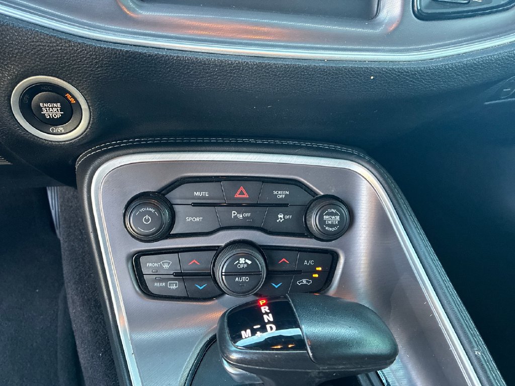 Used 2022 Dodge Challenger GT RWD image 14