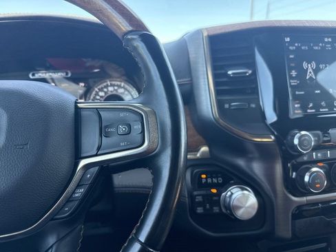 Used 2021 RAM 1500 Limited AWD/4WD image 17