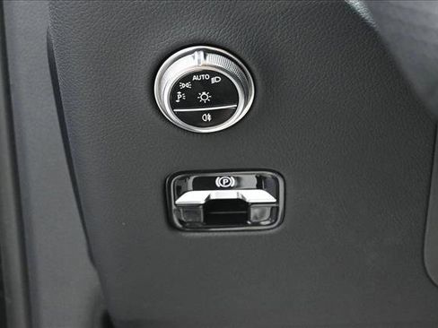 Certified 2026 Mercedes-Benz GLC 300 4MATIC image 10