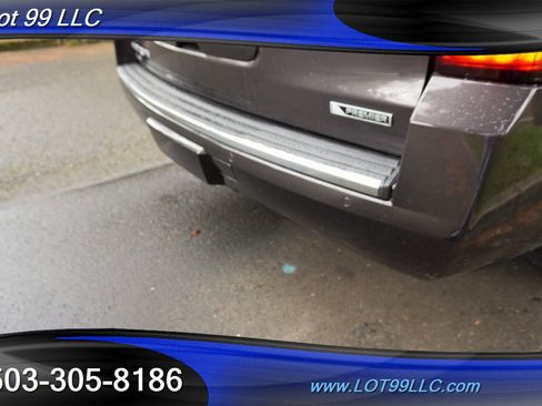 Used 2017 Chevrolet Suburban Premier RWD image 36