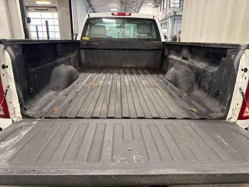 Used 2008 GMC Sierra 2500 W/T w/ Work Truck Preferred Package image 7