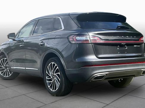 Used 2020 Lincoln Nautilus Reserve AWD/4WD image 12
