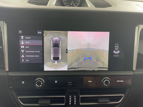 Certified 2023 Porsche Macan Turbo AWD/4WD image 24