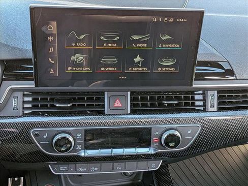 Used 2022 Audi S4 Premium image 12