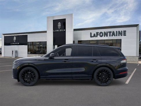 New 2026 Lincoln Aviator Reserve image 3