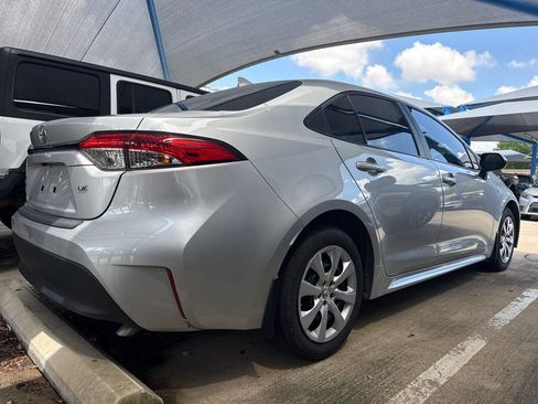 Used 2024 Toyota Corolla LE FWD image 6