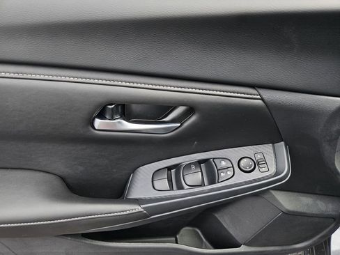 Certified 2025 Nissan Sentra SV w/ Trunk Package image 15