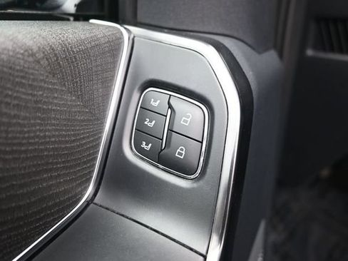 Used 2022 Ford F150 Platinum w/ Equipment Group 701A High AWD/4WD image 14