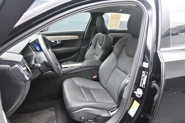 Used 2023 Volvo S90 B6 Plus AWD/4WD image 15