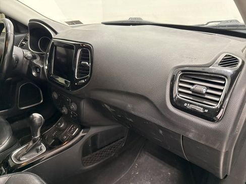 Used 2018 Jeep Compass Limited w/ Navigation Group image 14