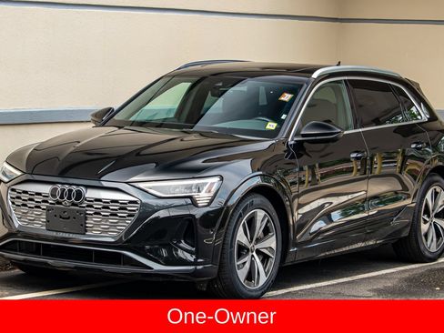 Used 2024 Audi Q8 e-tron Premium Plus w/ Premium Plus Package AWD/4WD image 1