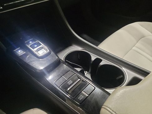 Used 2022 Hyundai Sonata SEL w/ Convenience Package image 26