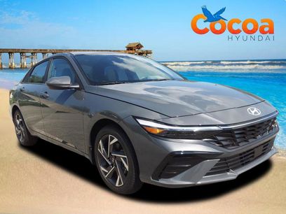 Certified 2024 Hyundai Elantra SEL w/ Convenience Package