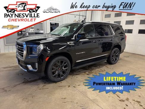 Used 2024 GMC Yukon SLT w/ SLT Luxury Package image 1