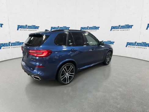 Used 2019 BMW X5 xDrive50i w/ M Sport Package AWD/4WD image 11