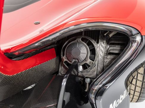 Used 2015 McLaren P1 RWD image 97
