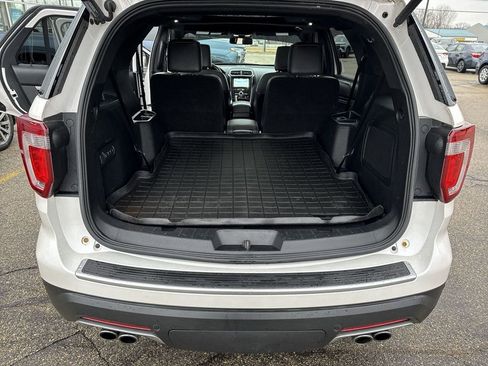 Used 2018 Ford Explorer Platinum image 20