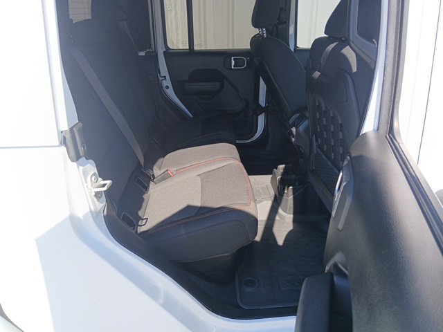 Used 2023 Jeep Gladiator Mojave AWD/4WD image 24
