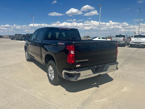Used 2025 Chevrolet Silverado 1500 LT AWD/4WD image 3