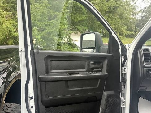 Used 2023 RAM 3500 Tradesman AWD/4WD image 28