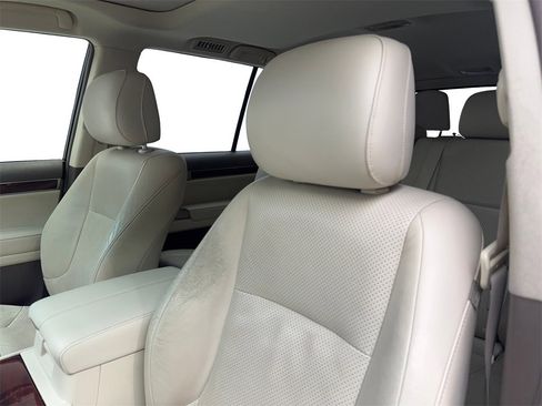 Used 2013 Lexus GX 460 Premium image 27