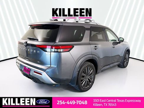Used 2022 Nissan Pathfinder SL w/ SL Premium Package FWD image 8