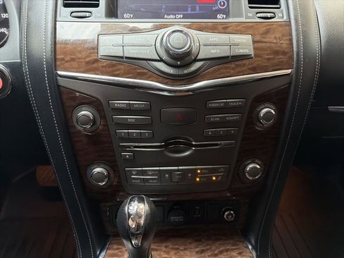 Used 2019 Nissan Armada Platinum w/ Captain's Chairs Package RWD image 22