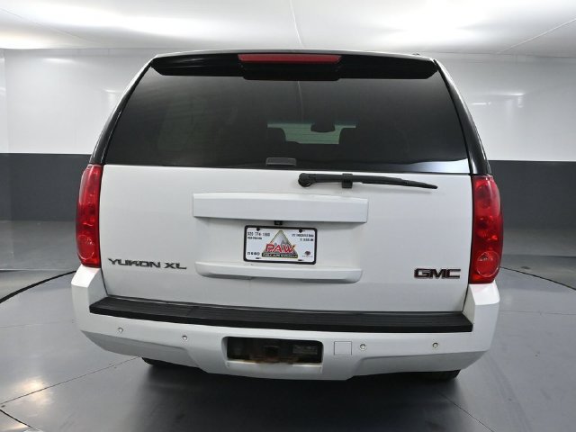 Used 2013 GMC Yukon XL SLT AWD/4WD image 4