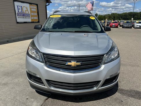 Used 2016 Chevrolet Traverse LS AWD/4WD image 2
